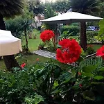 アエデス B＆b イル ジャルディーノ デイ ソーニ 3* レッチェ