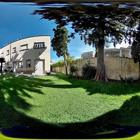 贾尔迪诺代松尼il艾迪斯住宿加早餐旅馆