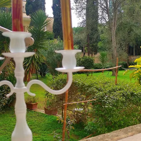 贾尔迪诺代松尼il艾迪斯住宿加早餐旅馆 住宿加早餐酒店