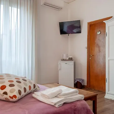 Oda ve Kahvaltı Aedes Il Giardino Dei Sogni 3*