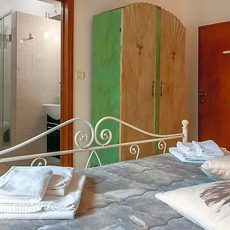Aedes Il Giardino Dei Sogni Bed & Breakfast 3*