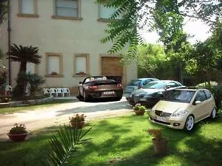 Aedes Il Giardino Dei Sogni לינה וארוחת בוקר 3*