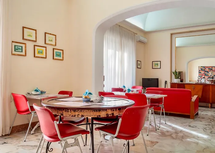 Aedes Il Giardino Dei Sogni לינה וארוחת בוקר לצ'ה