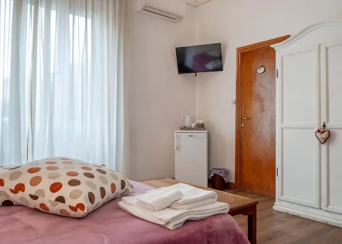 לינה וארוחת בוקר Aedes Il Giardino Dei Sogni 3*